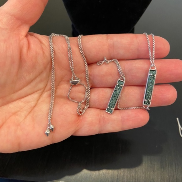 NWT Authentic Luxury Minimalist Kendra Scott Lilly Y necklace - Picture 11 of 16